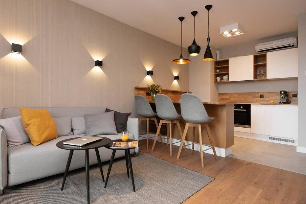 Stylish Apartment Luminis In Krakow'S Kazimierz エクステリア 写真