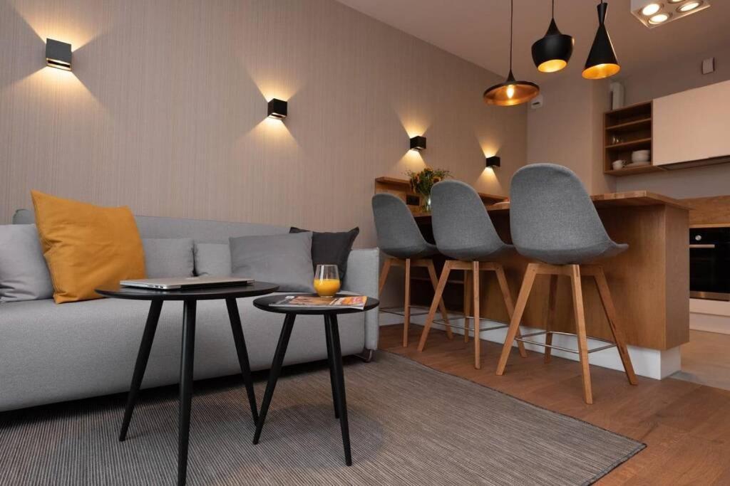 Stylish Apartment Luminis In Krakow'S Kazimierz エクステリア 写真